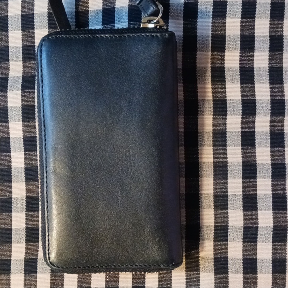 Henri Bendel leather wallet - Picture 2 of 6